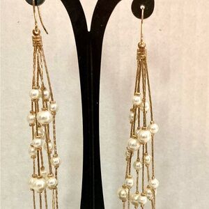 Trifari Pearl Earrings dangle Cascading New
